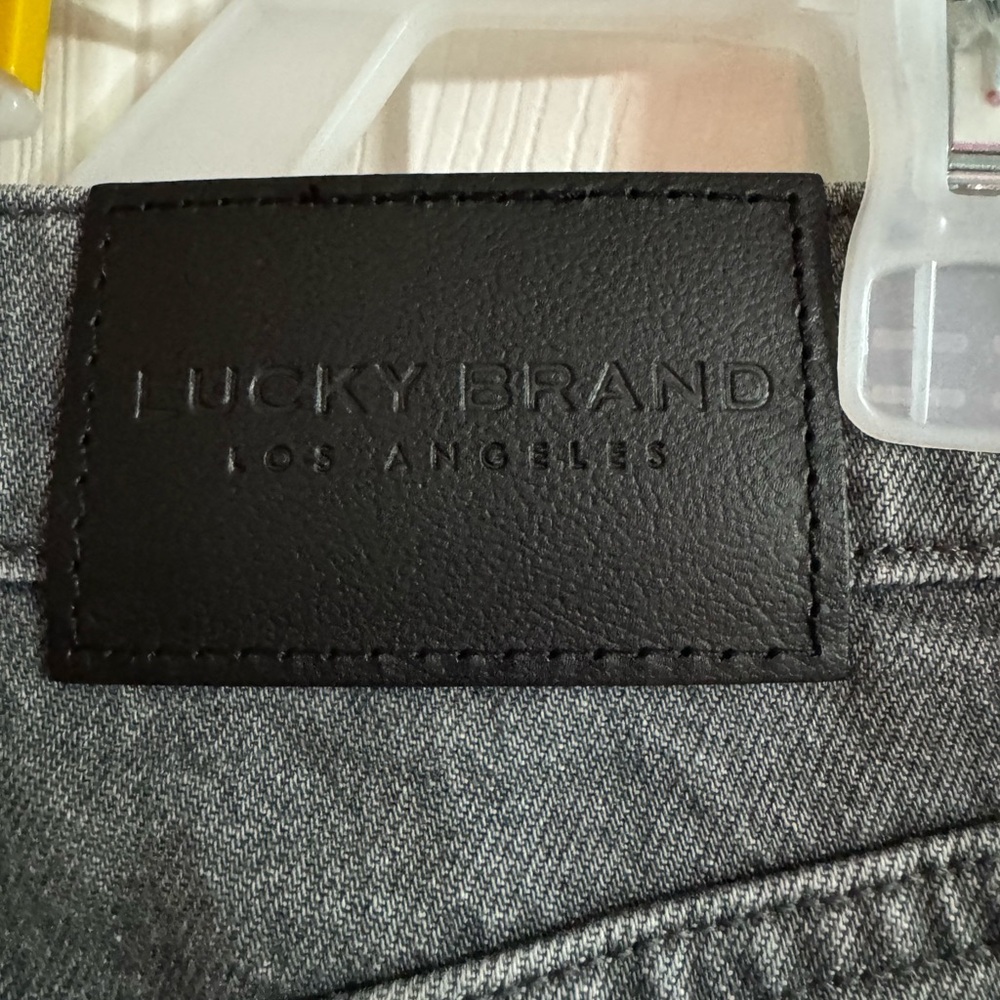 NWT Lucky Brand grey denim mini skirt - Picture 6 of 6